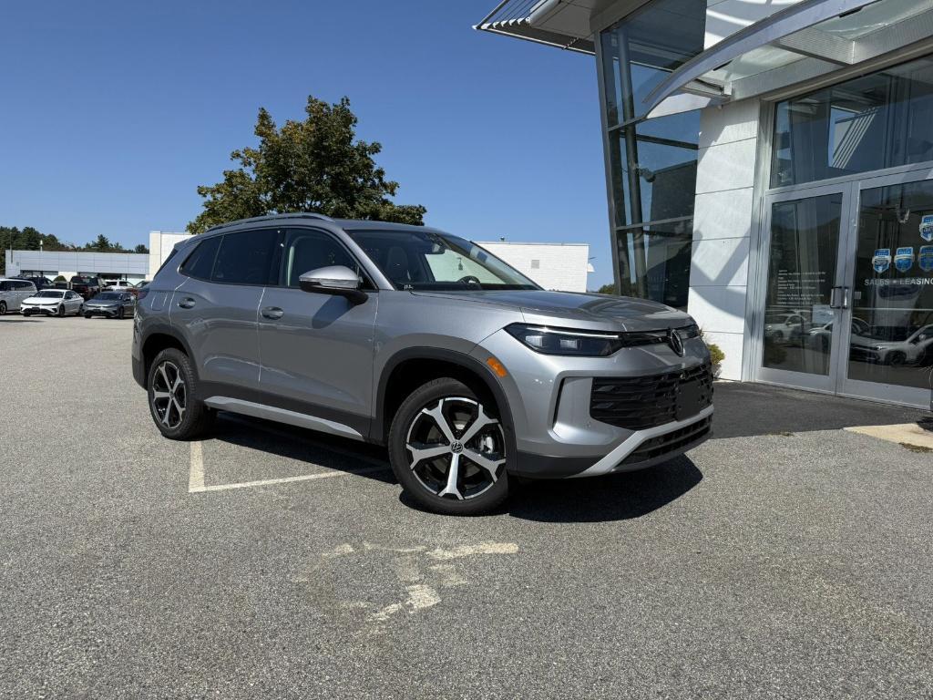 new 2025 Volkswagen Tiguan car, priced at $33,860