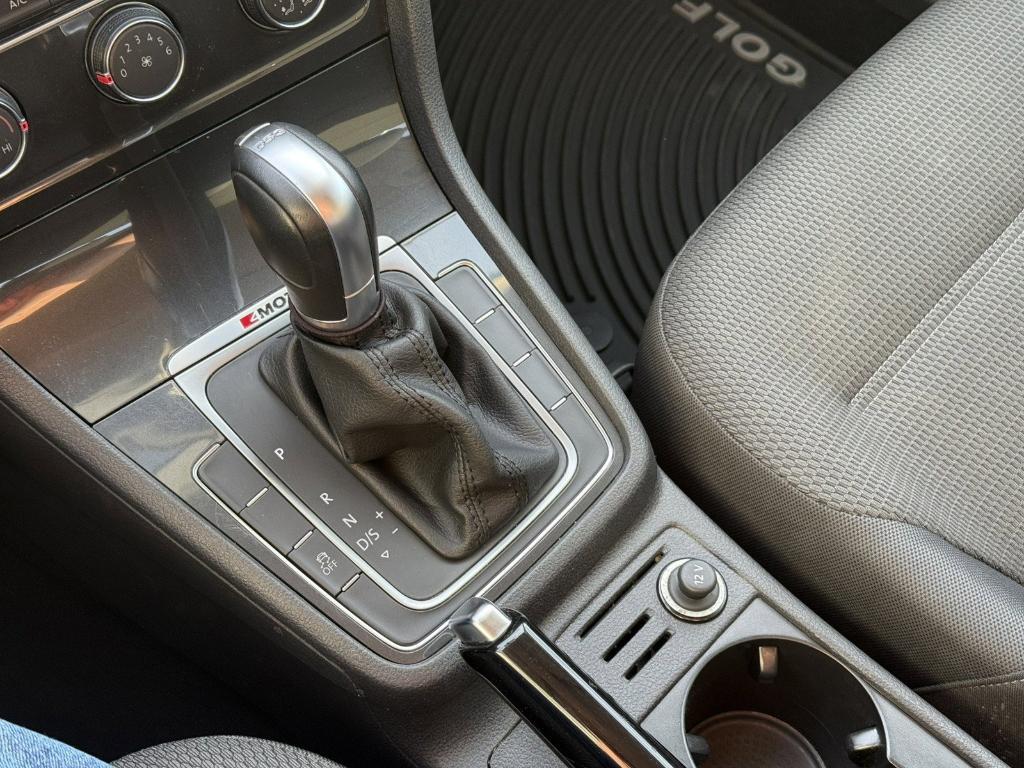 used 2018 Volkswagen Golf SportWagen car, priced at $14,995