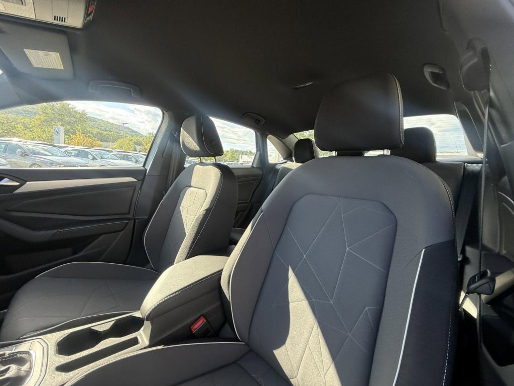 new 2025 Volkswagen Jetta car, priced at $22,996