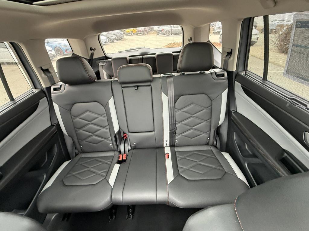 new 2026 Volkswagen Atlas car, priced at $46,811