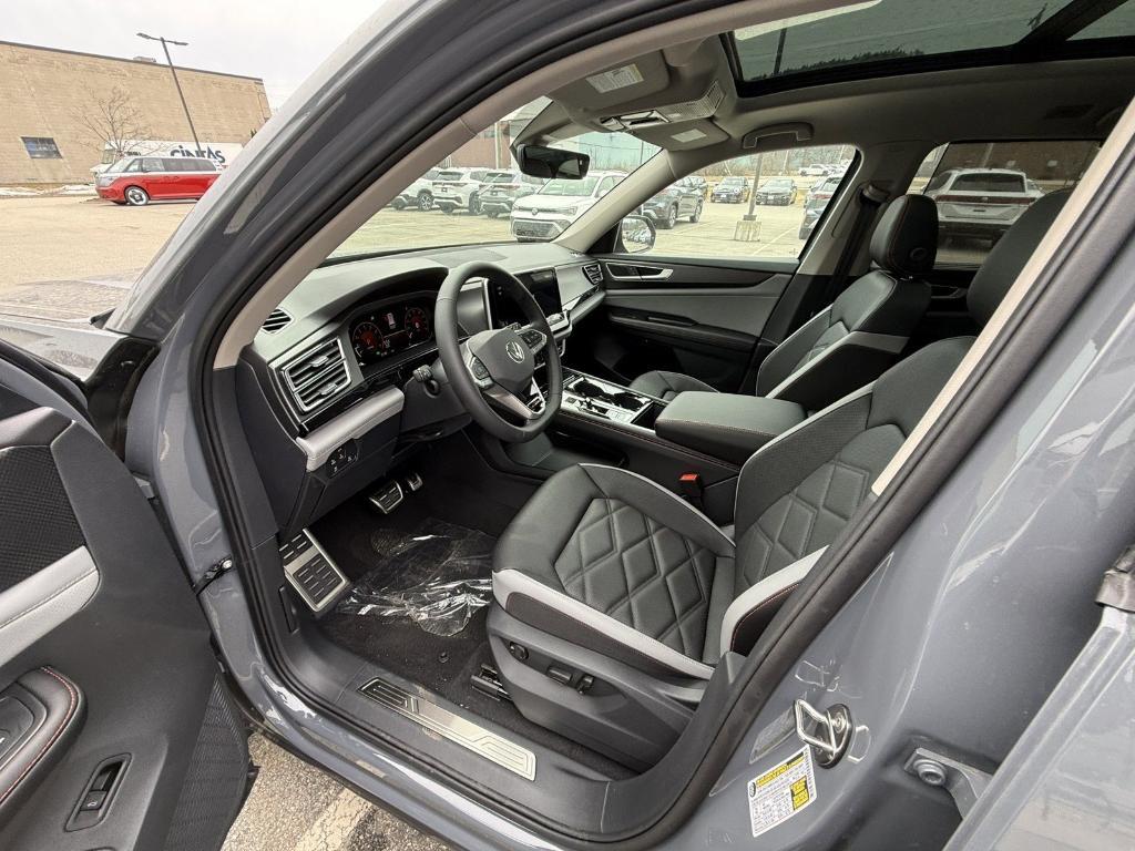 new 2026 Volkswagen Atlas car, priced at $46,811