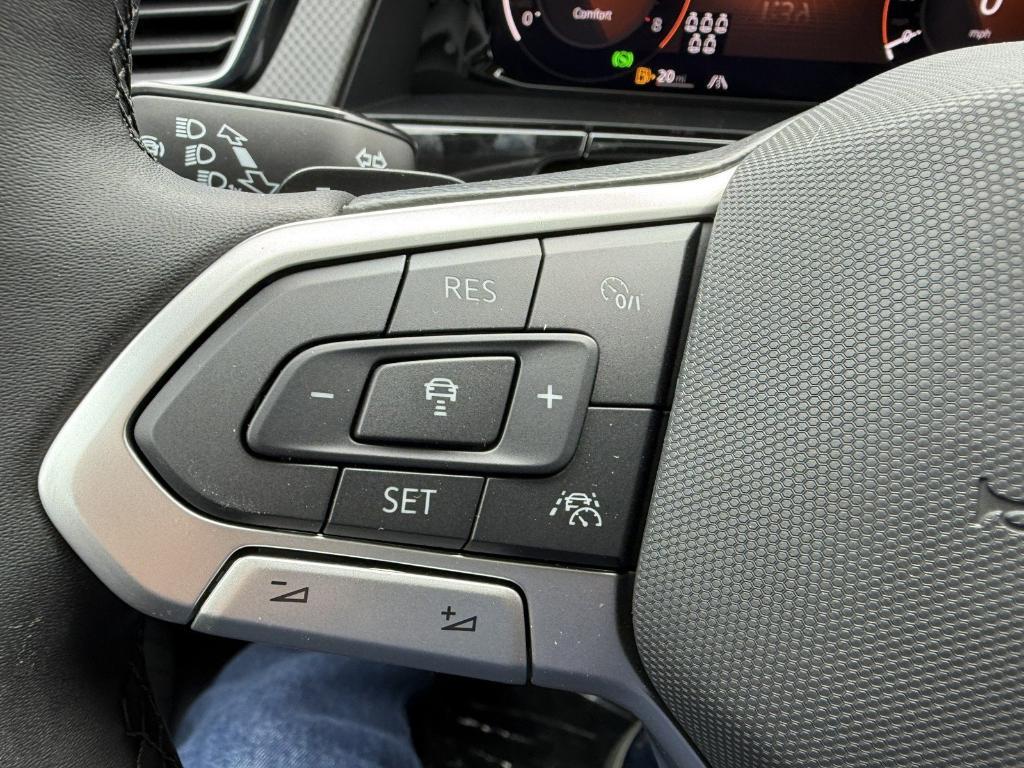 new 2026 Volkswagen Atlas car, priced at $46,811