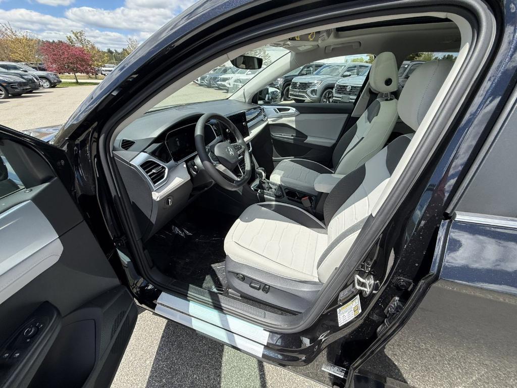 new 2026 Volkswagen Taos car, priced at $31,662