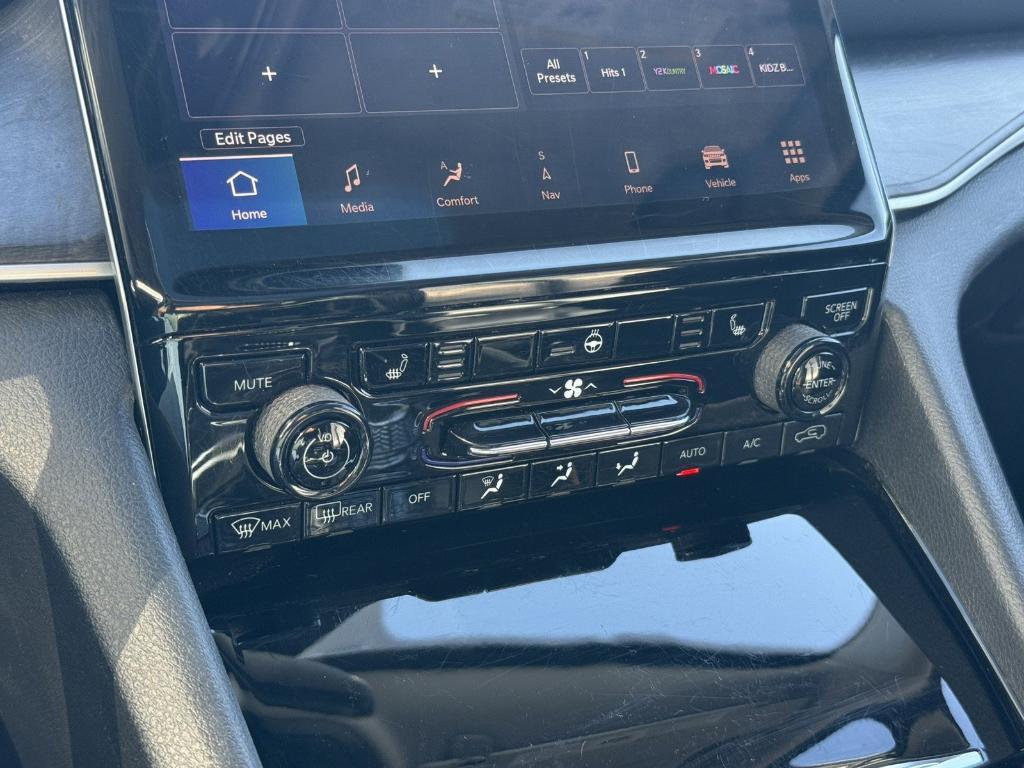 used 2021 Jeep Grand Cherokee L car, priced at $25,995