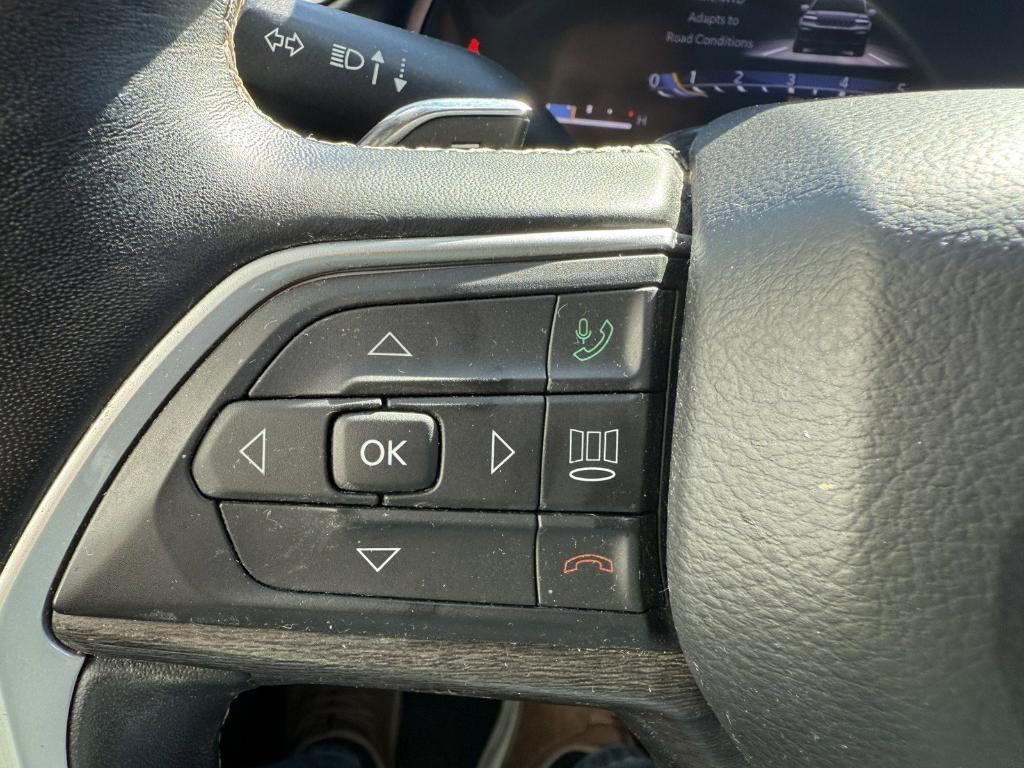 used 2021 Jeep Grand Cherokee L car, priced at $25,995