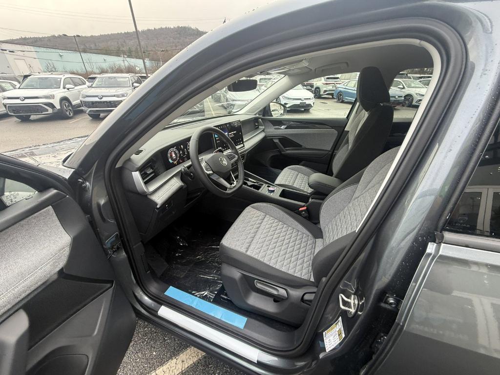 new 2026 Volkswagen Tiguan car, priced at $32,576