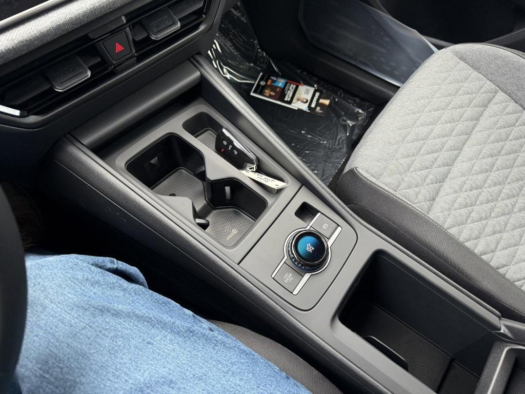 new 2026 Volkswagen Tiguan car, priced at $32,576