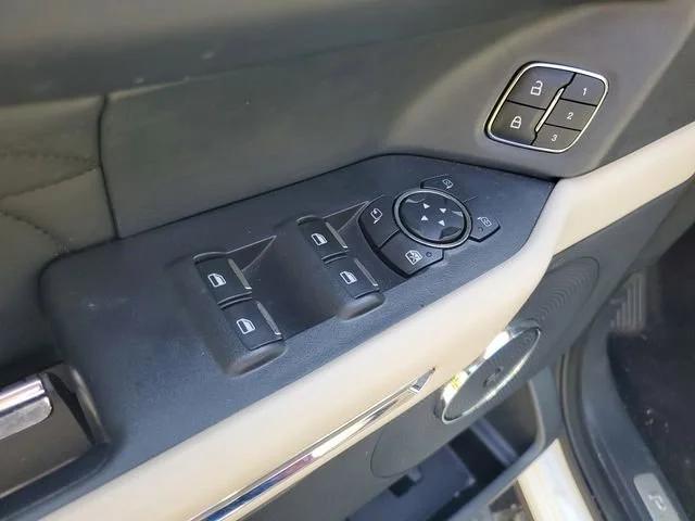 used 2022 Ford Expedition car, priced at $53,888