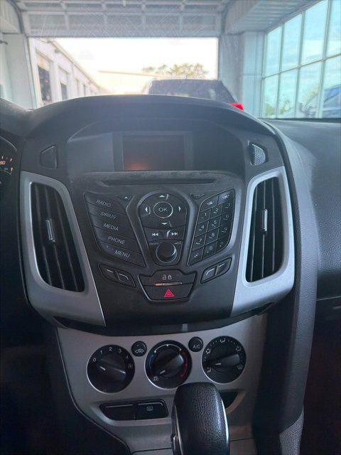 used 2014 Ford Focus car, priced at $3,990