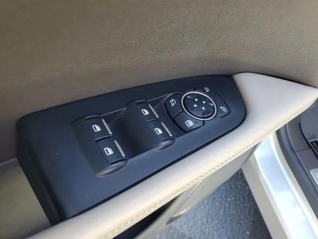 used 2023 Lincoln Nautilus car, priced at $33,980
