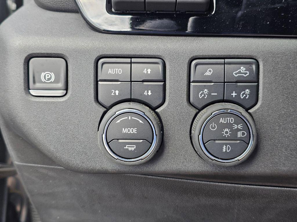used 2025 Chevrolet Silverado 1500 car, priced at $61,590
