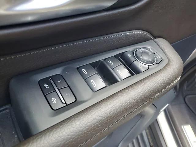 used 2022 GMC Yukon car, priced at $51,516