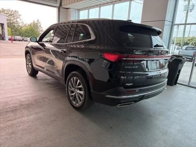 used 2025 Buick Enclave car, priced at $35,990