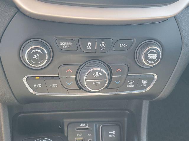 used 2016 Jeep Cherokee car, priced at $7,990