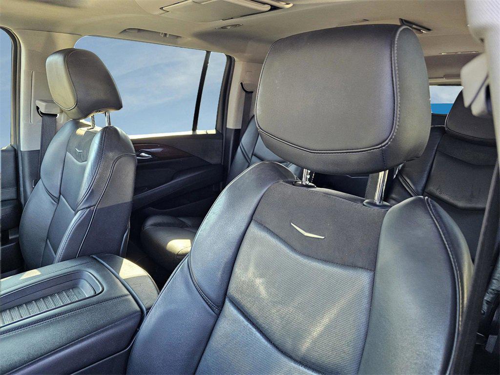 used 2019 Cadillac Escalade ESV car, priced at $26,990