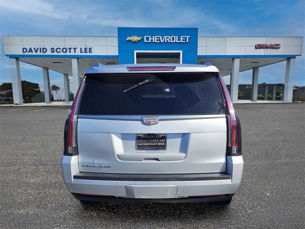 used 2019 Cadillac Escalade ESV car, priced at $26,990