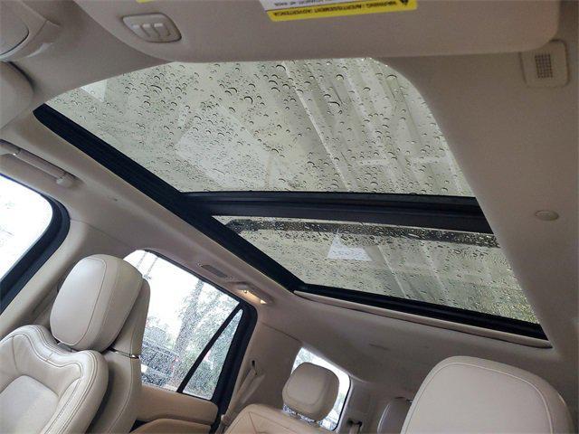 used 2021 Lincoln Navigator car, priced at $42,509