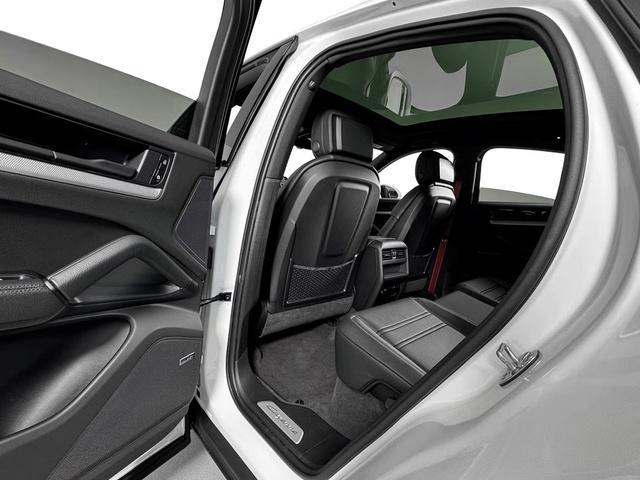 new 2025 Porsche Cayenne car, priced at $100,995