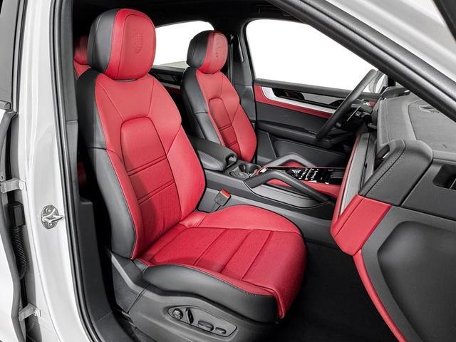 new 2025 Porsche Cayenne car, priced at $104,145