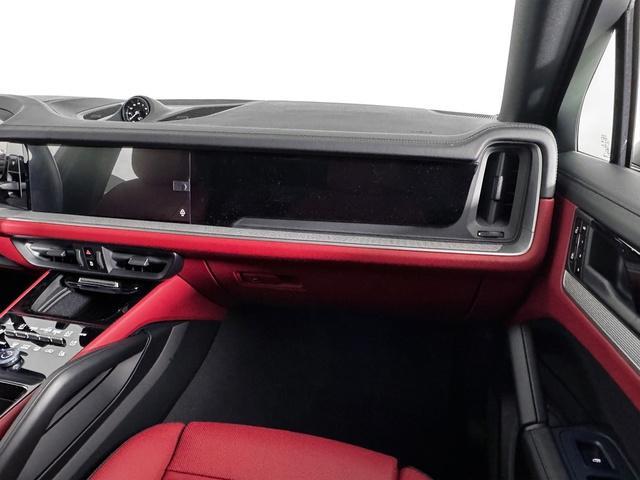 new 2025 Porsche Cayenne car, priced at $104,145