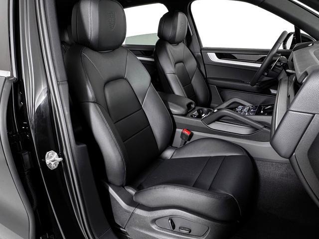 new 2025 Porsche Cayenne car, priced at $89,905