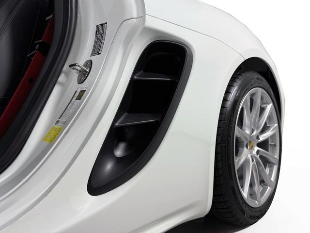 new 2025 Porsche 718 Cayman car, priced at $82,705