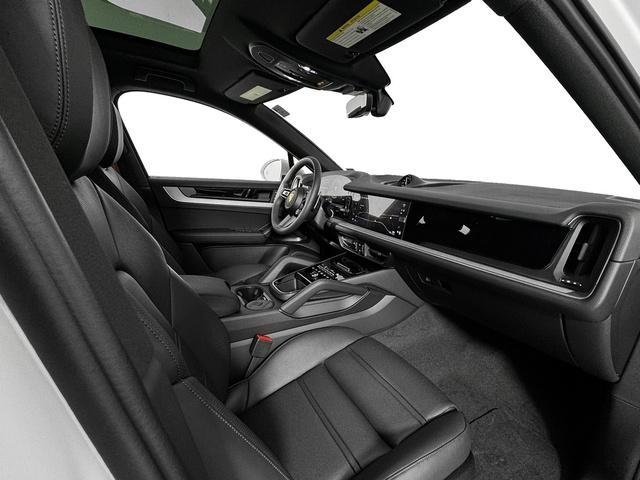 new 2025 Porsche Cayenne car, priced at $102,265