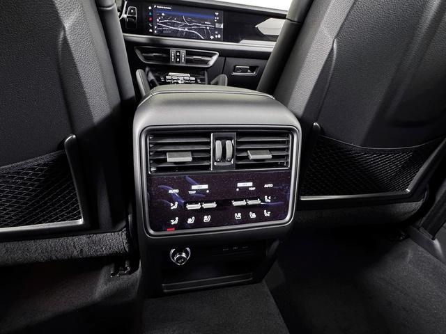 new 2025 Porsche Cayenne car, priced at $106,945