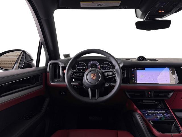 new 2025 Porsche Cayenne car, priced at $104,085