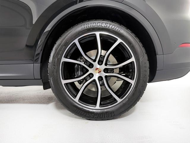 new 2025 Porsche Cayenne car, priced at $97,775