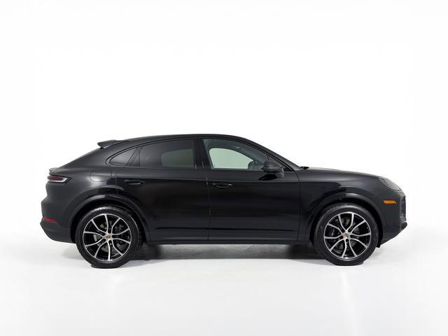 new 2025 Porsche Cayenne car, priced at $97,775