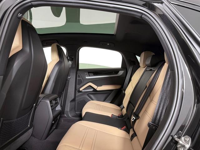 new 2025 Porsche Cayenne car, priced at $97,775
