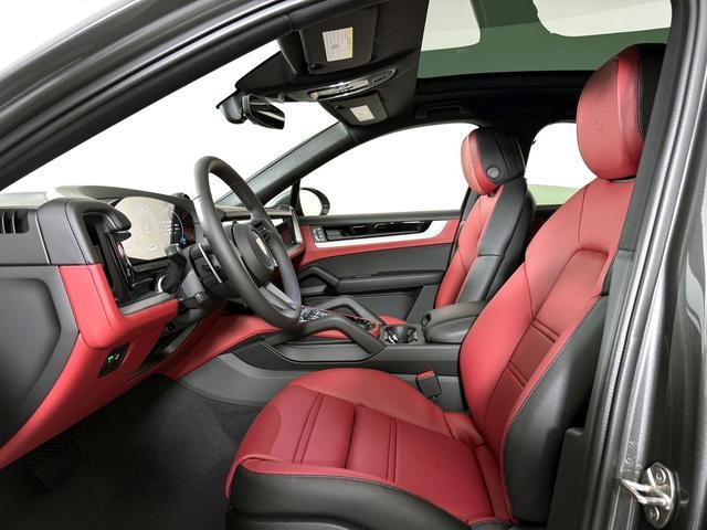 new 2025 Porsche Cayenne car, priced at $104,635