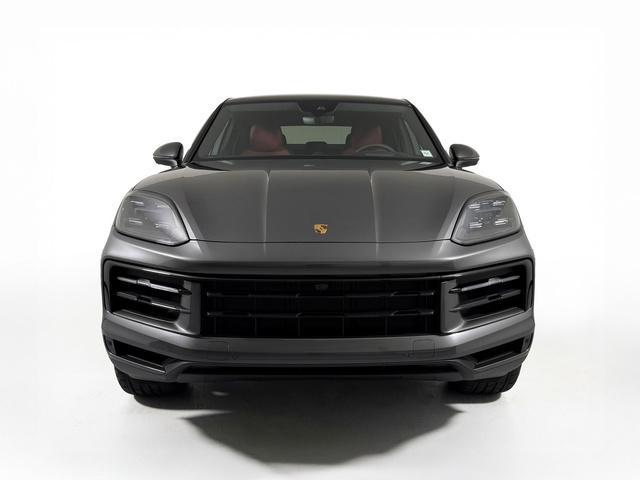 new 2025 Porsche Cayenne car, priced at $104,635