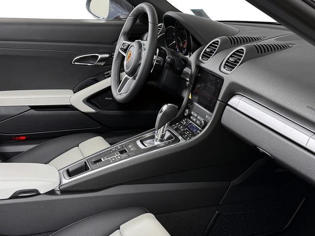 new 2025 Porsche 718 Boxster car, priced at $91,915