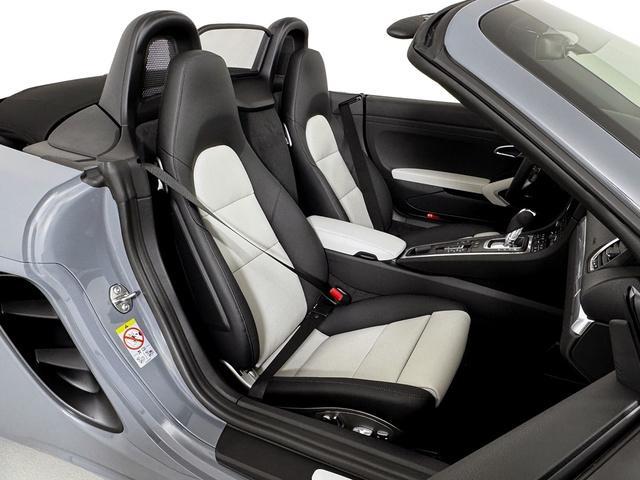 new 2025 Porsche 718 Boxster car, priced at $91,915