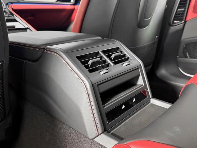 new 2026 Porsche Panamera car, priced at $133,250