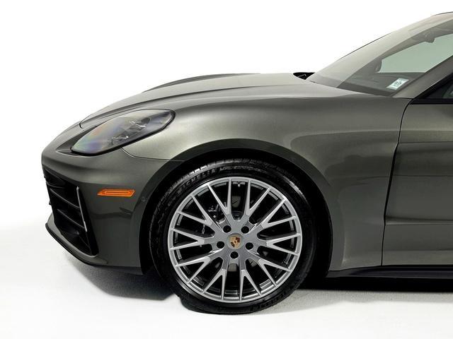 new 2025 Porsche Panamera car, priced at $126,925