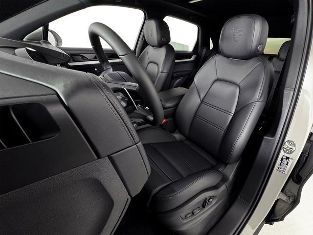 new 2025 Porsche Cayenne car, priced at $106,945