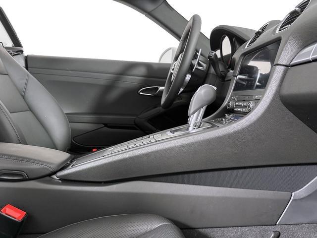 new 2025 Porsche 718 Cayman car, priced at $94,695