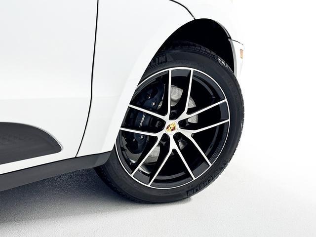 new 2025 Porsche Macan car, priced at $80,585