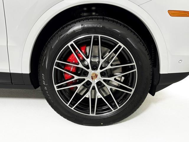 new 2026 Porsche Cayenne car, priced at $123,555