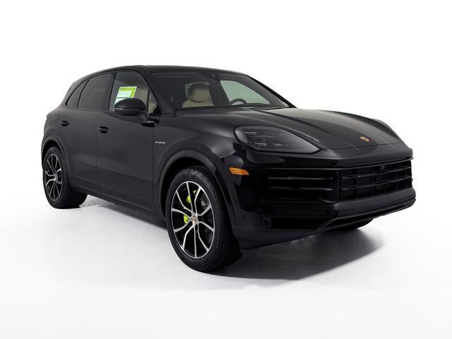 new 2025 Porsche Cayenne car, priced at $101,900