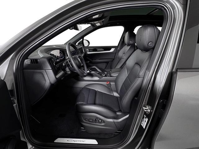 new 2025 Porsche Cayenne car, priced at $107,065
