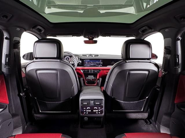 new 2025 Porsche Cayenne car, priced at $104,565