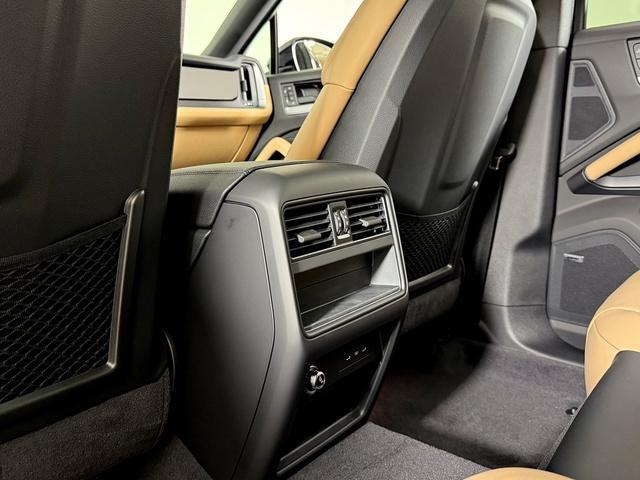 new 2025 Porsche Cayenne car, priced at $98,900