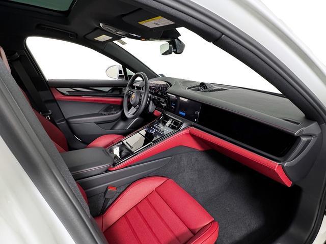 new 2025 Porsche Panamera car, priced at $131,115