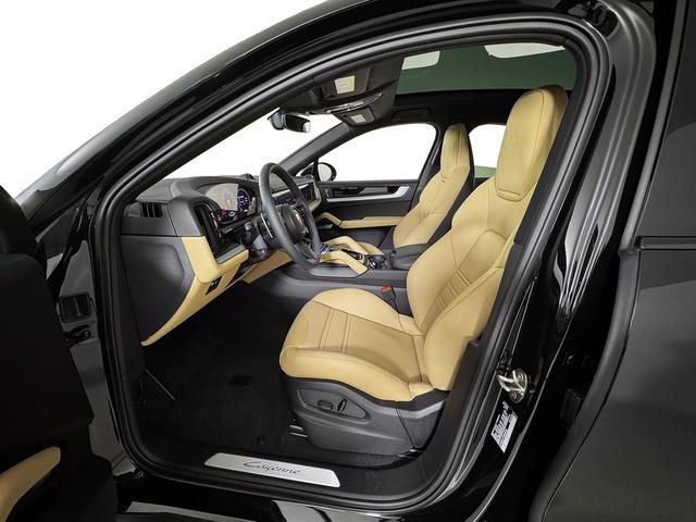 new 2025 Porsche Cayenne car, priced at $97,495