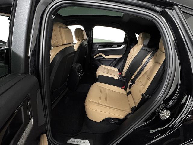 new 2025 Porsche Cayenne car, priced at $102,605