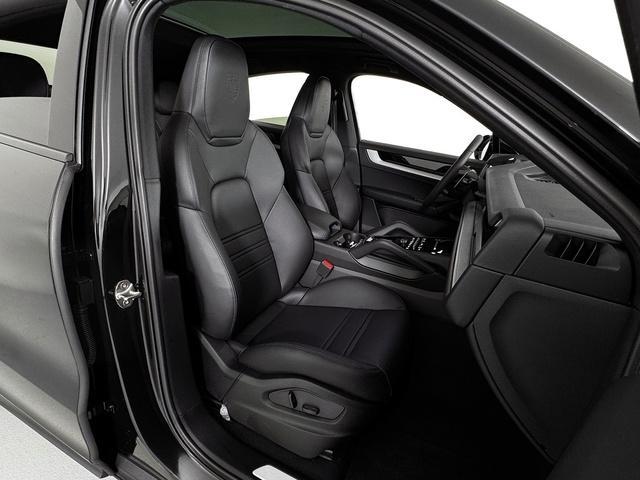 new 2026 Porsche Cayenne car, priced at $104,870